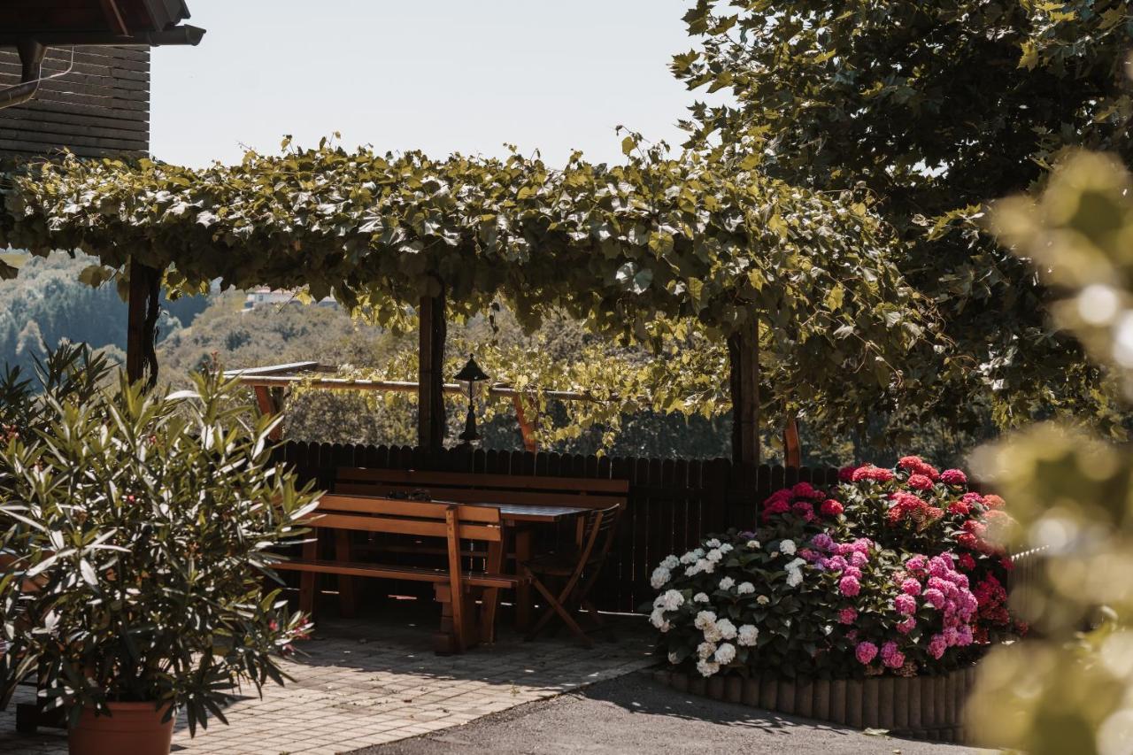 Weingut Assigal Βίλα Λάιμπνιτς Εξωτερικό φωτογραφία